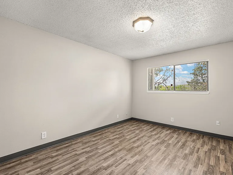 Nova Ridge — Photo 11