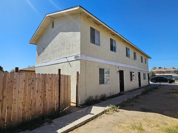 722 S Williams St, 722 S Williams St #A, Bakersfield, CA 93307