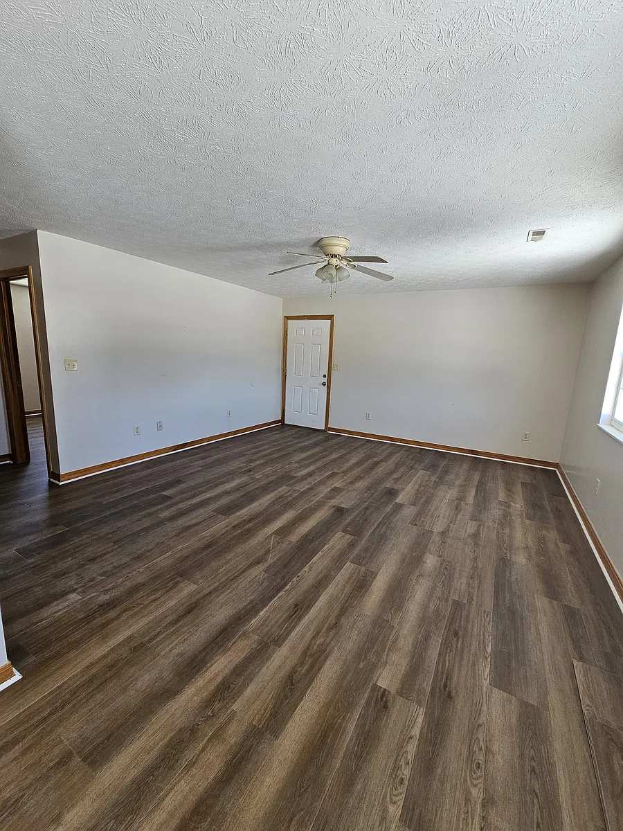 Building Photo - 33 Private Drive 8006 #33B