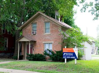 212 W Washington St, Champaign, IL 61820