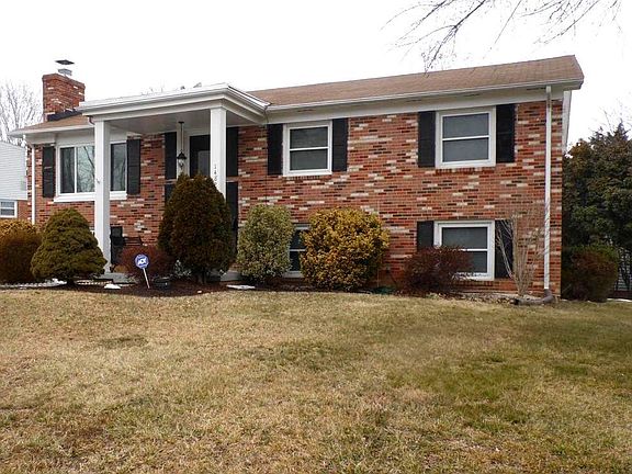 2nd image of 14821 Dillon Ave