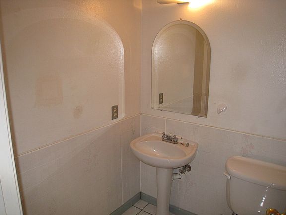 3rd image of 10387 La Duena Way