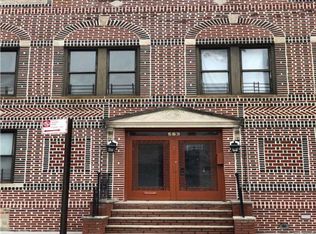 563 Hemlock St APT 5, Brooklyn, NY 11208