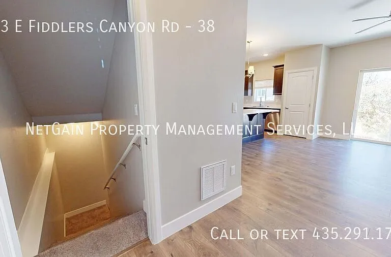 173 E Fiddlers Canyon Rd #38 — Photo 10