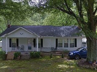 646 Mount Tabor Church Rd, Pickens, SC 29671