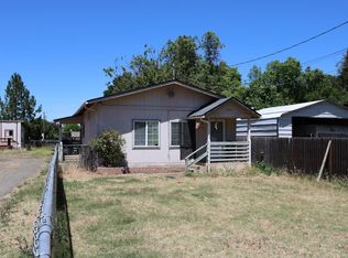 2370 Sunset Ct, Medford, OR 97501