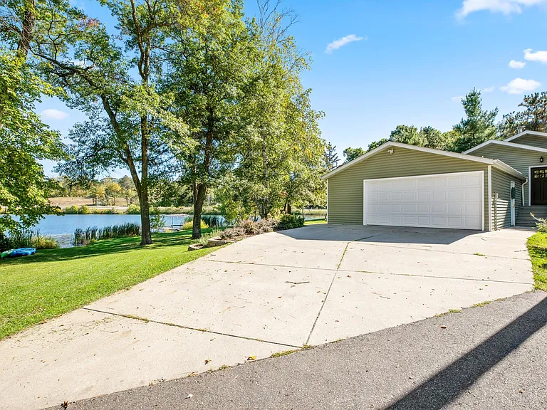 27092 Pine Cone Ln — Photo 35