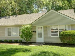 2201 W 78th St, Prairie Village, KS 66208