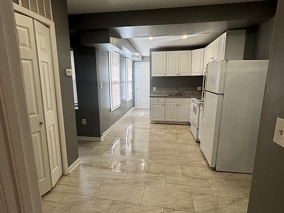 4th image of 1108 N Bond St #2