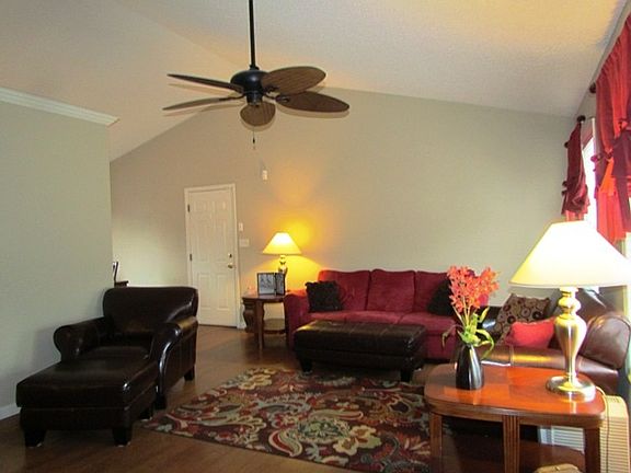 5th image of 124 Caroway Ct
