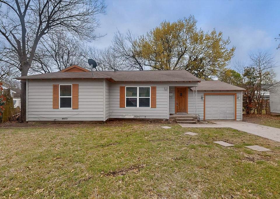 1st image of 632 Freeman Dr
