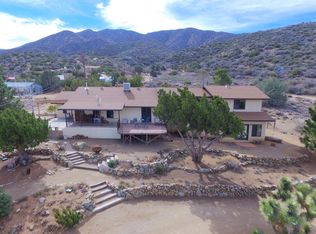 9950 Cima Mesa Rd, Juniper Hills, CA 93543