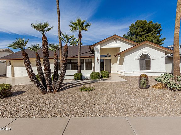3rd image of 13544 W WHITEWOOD Drive