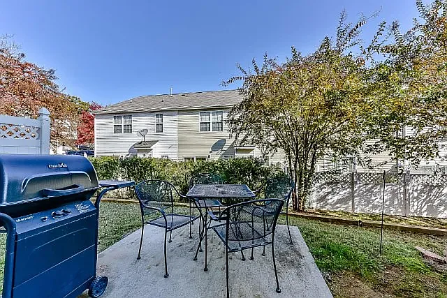 920 Little Creek Dr — Photo 14