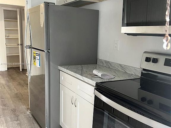 4th image of 12665 NE 16th Ave #14
