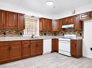 12-14 Longworth St #1, Newark, NJ 07102
