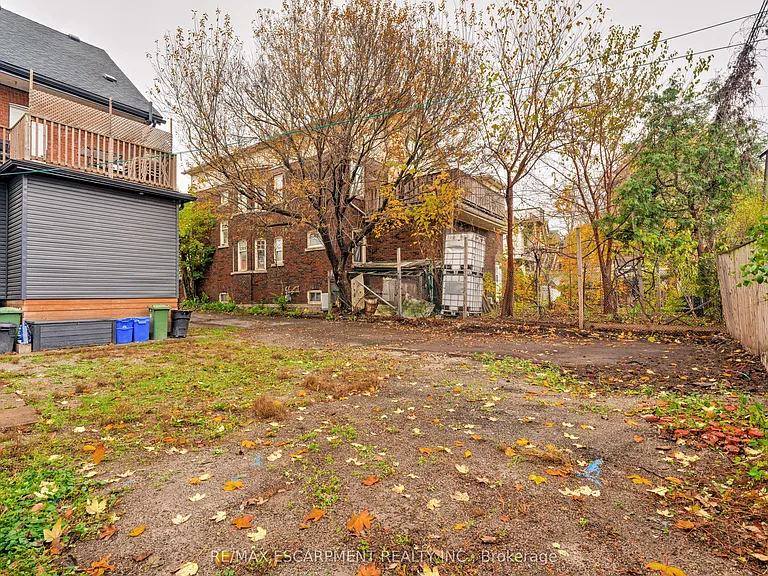 152 Sanford Ave S #LOWER — Photo 18