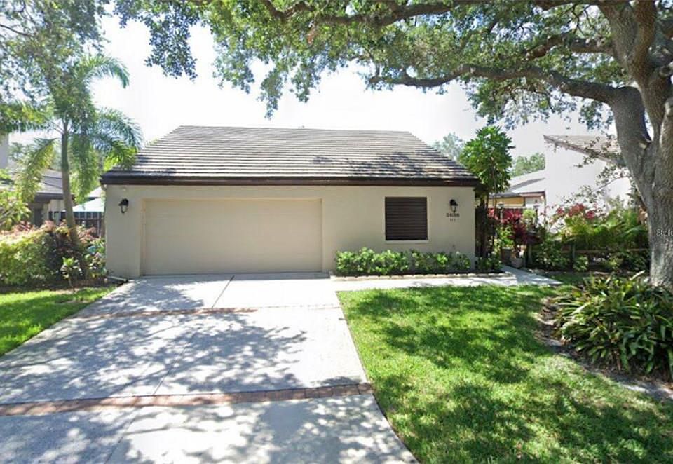1st image of 3638 Glen Oaks Manor Dr