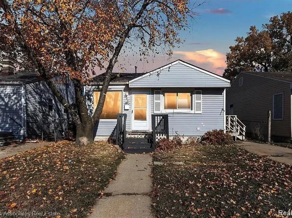 2396 Fisher St, Melvindale, MI 48122