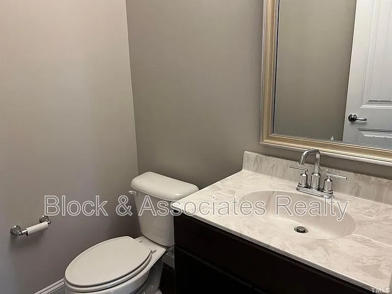 555 Mariah Towns Way — Photo 6