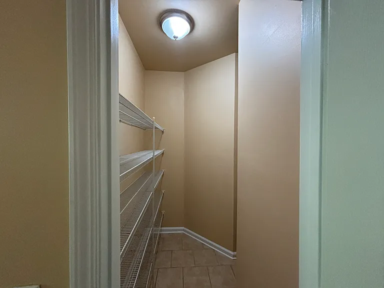 302 Lime Creek Ct — Photo 12