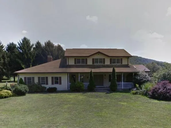1 Greenbriar Cir, Russell, PA 16345
