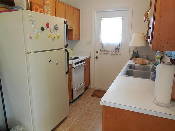 4th image of 1357 Hollywood Dr