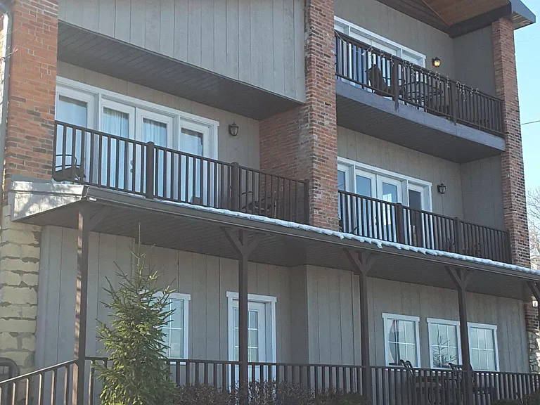 Apartment is top floor on the right.