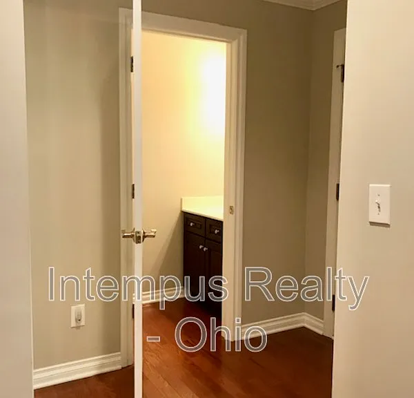 6346 Grassmere Dr — Photo 29