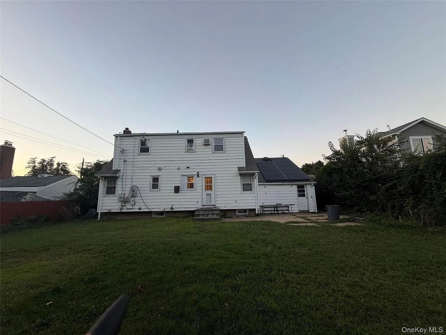4 bed, 3.0 bath, 1406 sqft, $8,000 — Photo 3