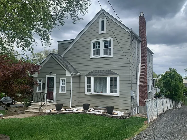 99 Prospect Ave — Photo 6