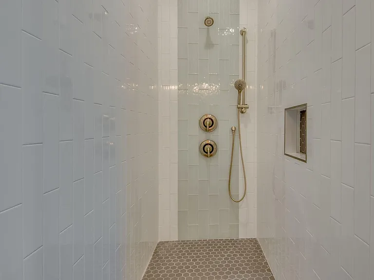 4973 Vincennes St #111 — Photo 14