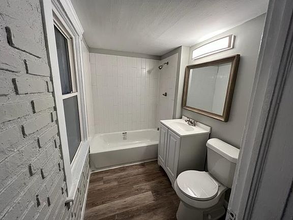 5th image of 4305 W 52nd St