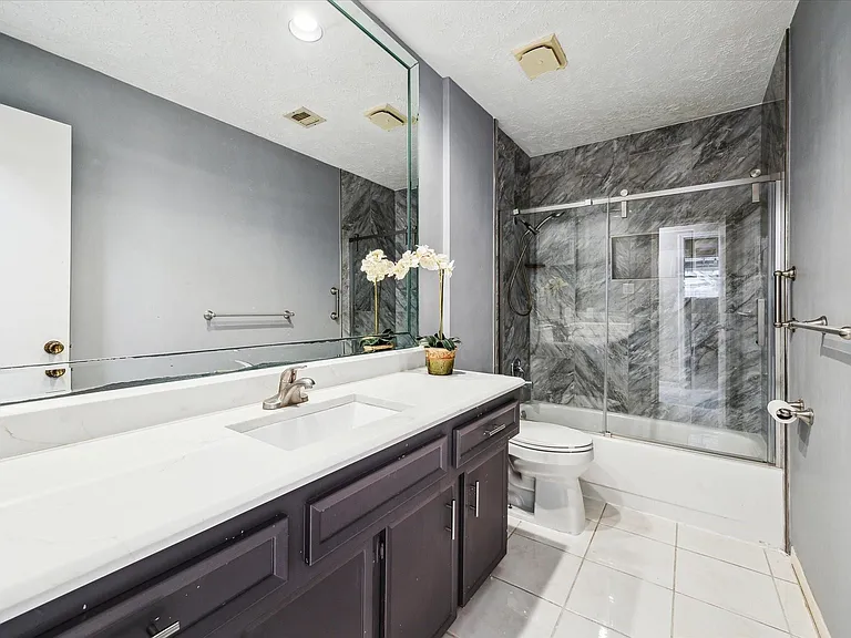 21423 Park Valley Dr — Photo 18