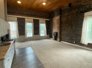 387 3rd St FLOOR 2, Troy, NY 12180