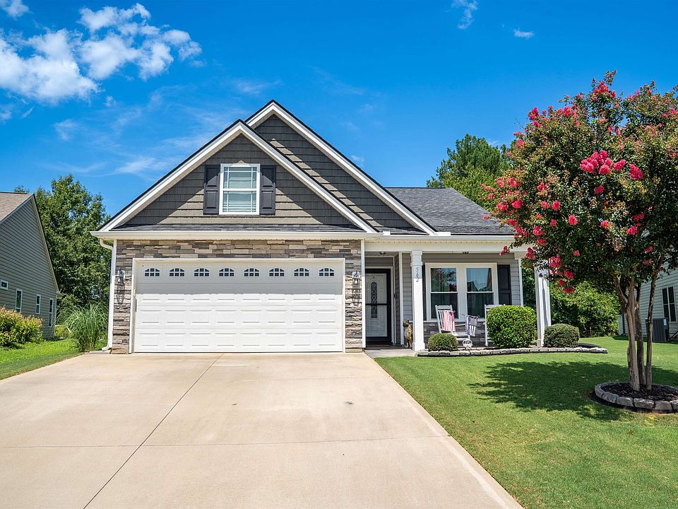 1st image of 562 Ridgeville Crossing Dr