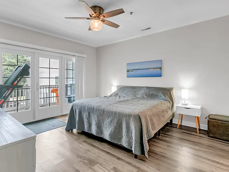 2393 Folly Rd #2F — Photo 4