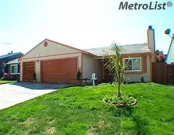 8684 Tiogawoods Dr photo 1