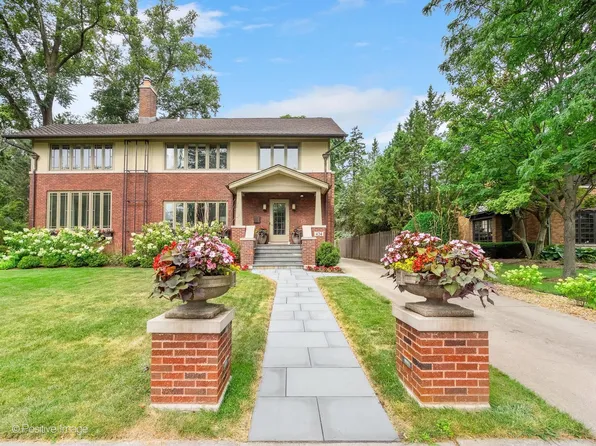 424 Blackstone Ave, La Grange, IL 60525