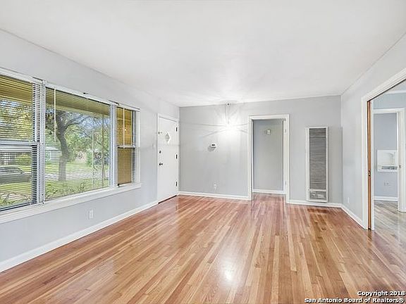4th image of 322 E Glenview Dr