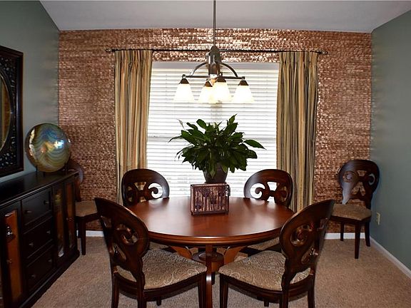 5th image of 2343 Ferndown Dr