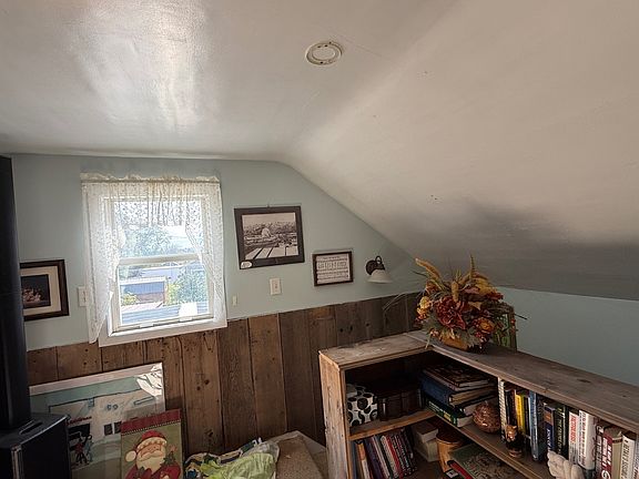 5th image of 508 N 5th St