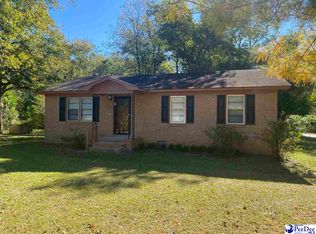 345 Doneraile St, Darlington, SC 29532