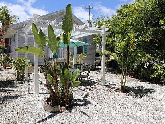 2nd image of 3107 Estero Blvd