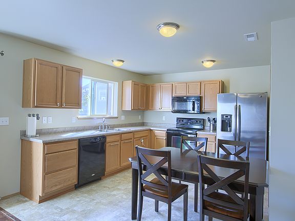 4th image of 20303 46th Avenue Ct E