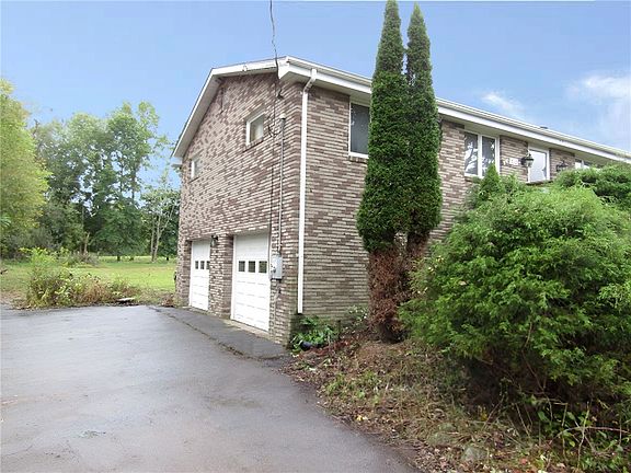 2nd image of 312 Leslie Rd