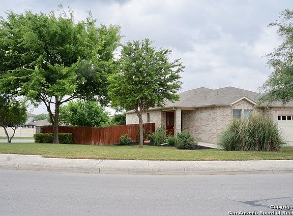 2nd image of 1406 Sun Gdn