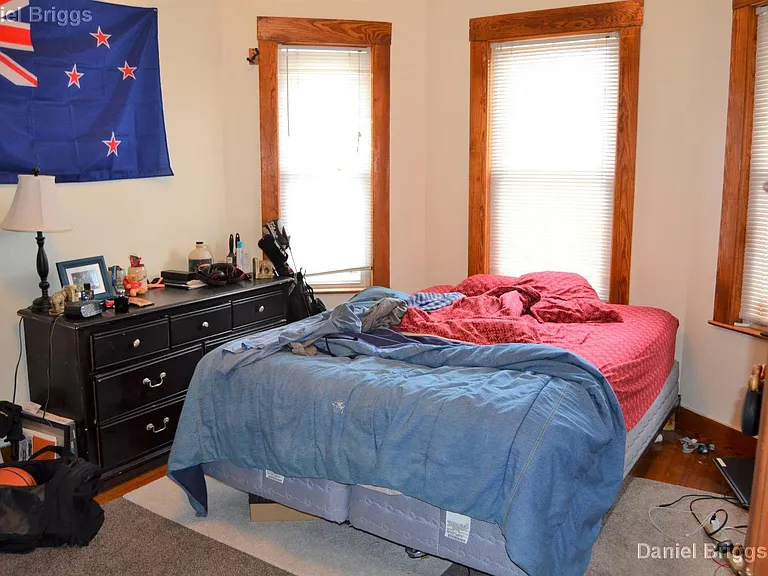 346 Faneuil St #2 — Photo 11