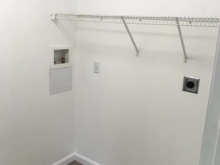 417 Fletcher St #4-19 — Photo 6