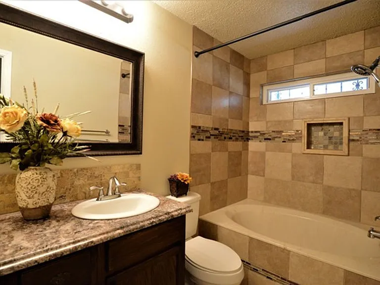 2503 Lain Dr — Photo 12
